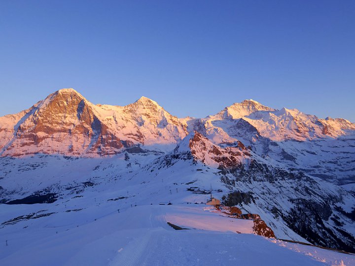 Eiger, Mönch a  Jungfrau Top Ski Region Zimní Alpy