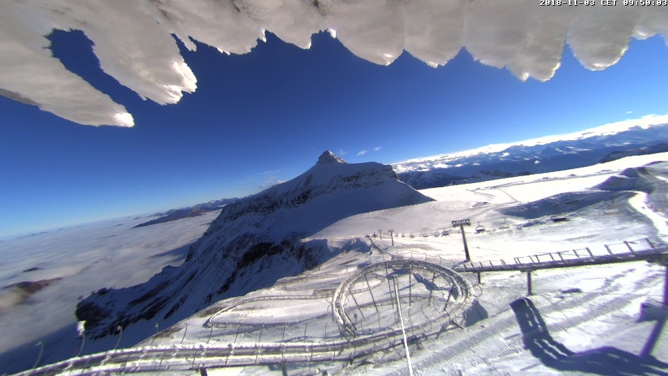 Do Alp dorazila pořádná sněhová peřina