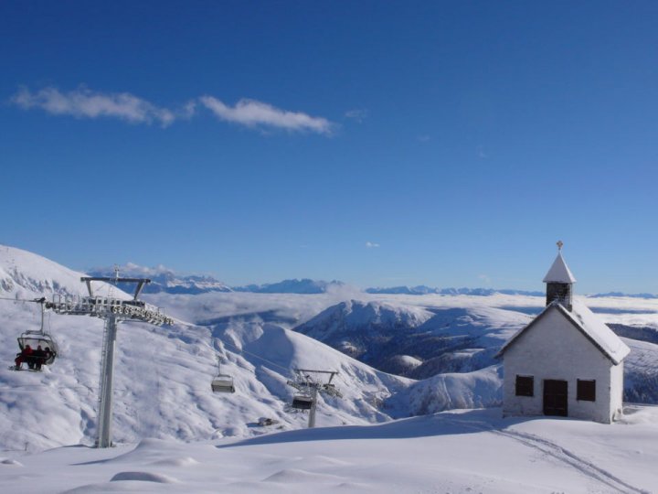 Meran 2000 Zimní Alpy